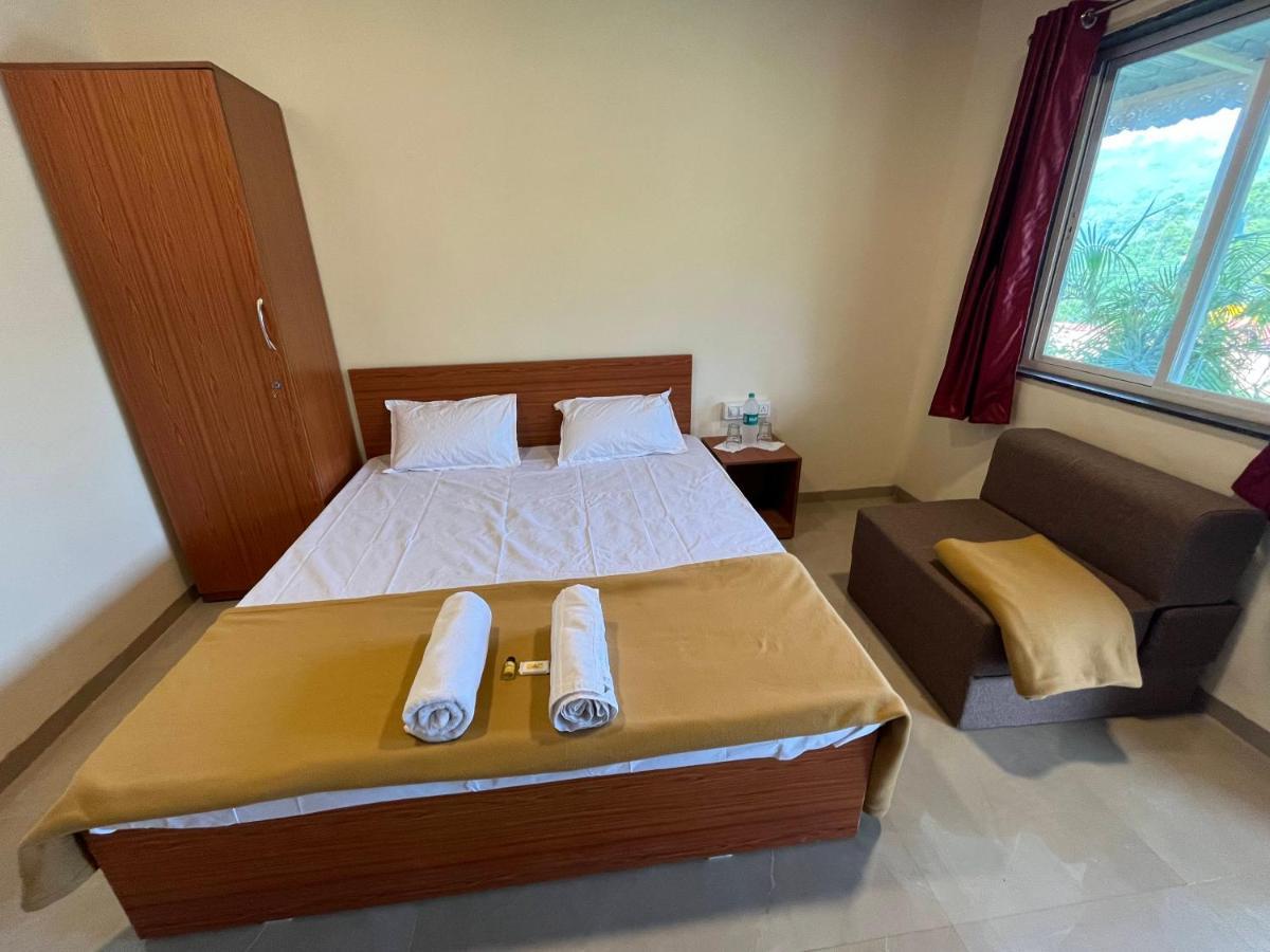 Vrisa Mountain Retreat Hotel Welhe Buitenkant foto