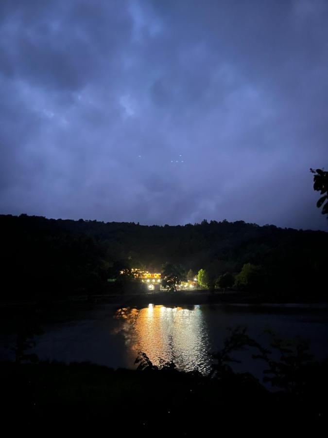 Vrisa Mountain Retreat Hotel Welhe Buitenkant foto